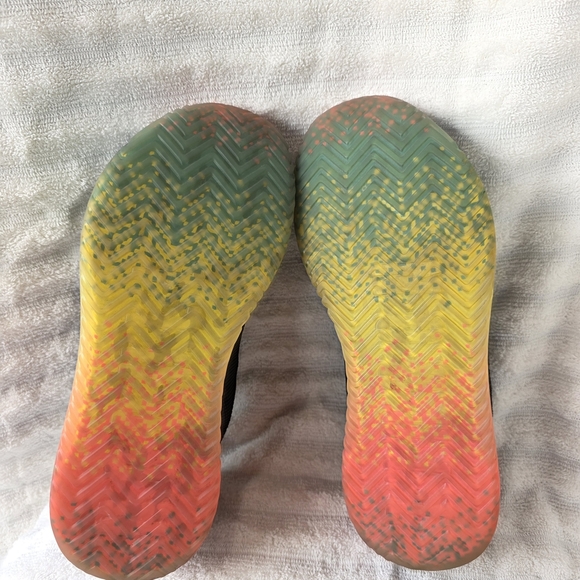 NOBULL Black Sneakers with Colorful Sole - Picture 3 of 9